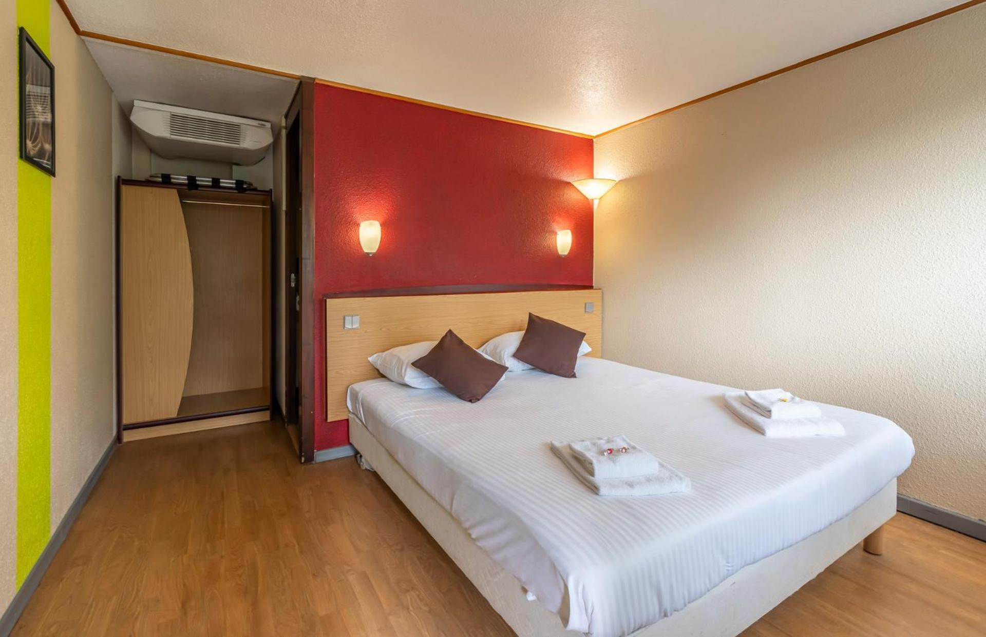 Sleep & Go Brugge Hotel Ngoại thất bức ảnh