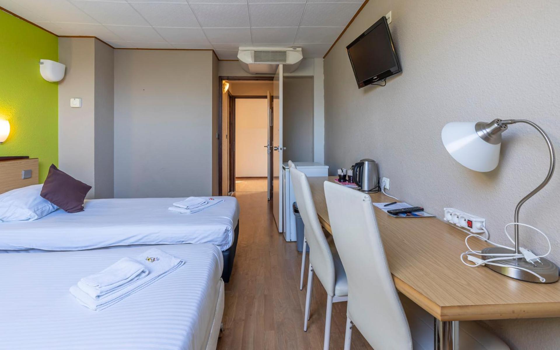 Sleep & Go Brugge Hotel Ngoại thất bức ảnh
