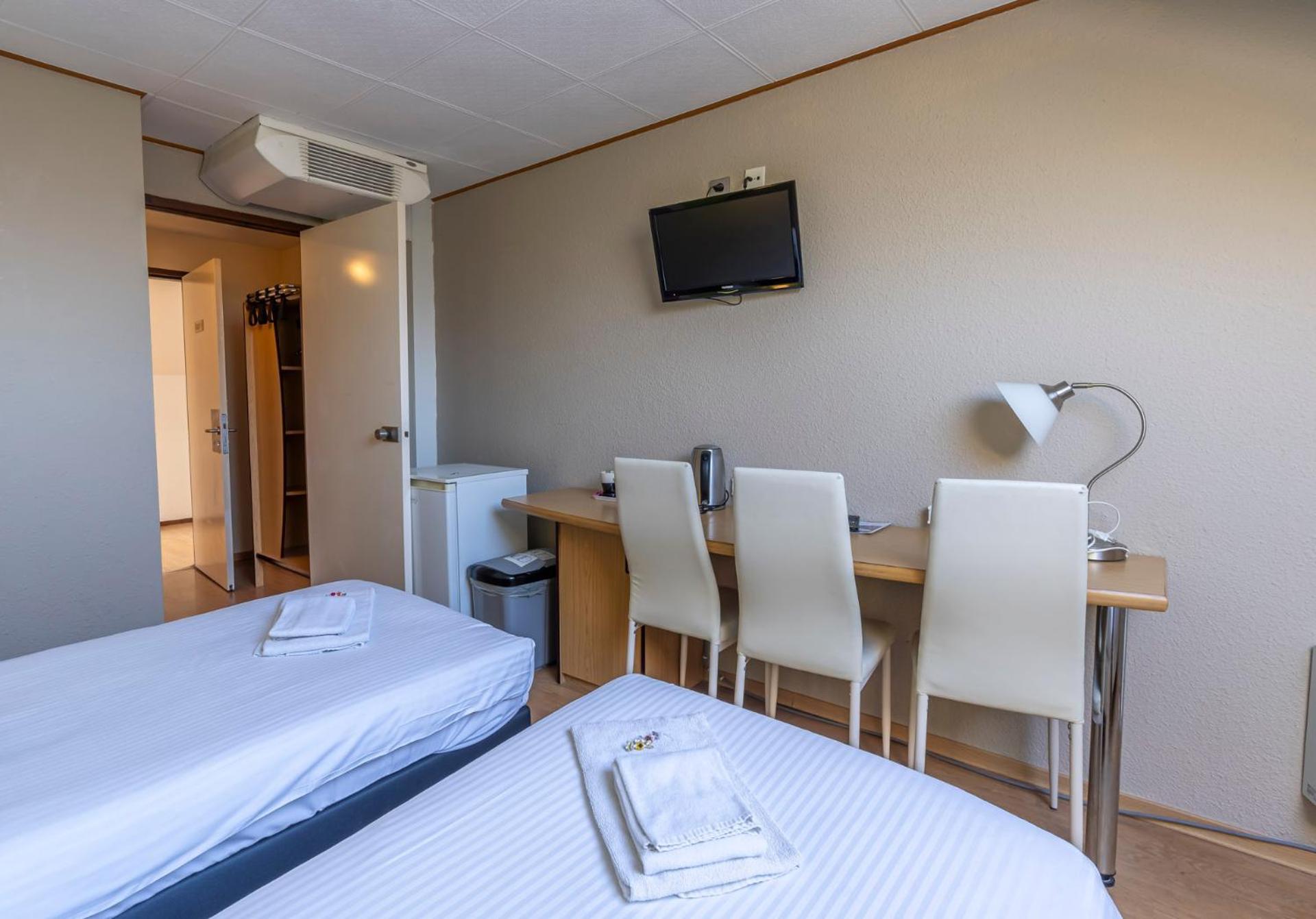 Sleep & Go Brugge Hotel Ngoại thất bức ảnh