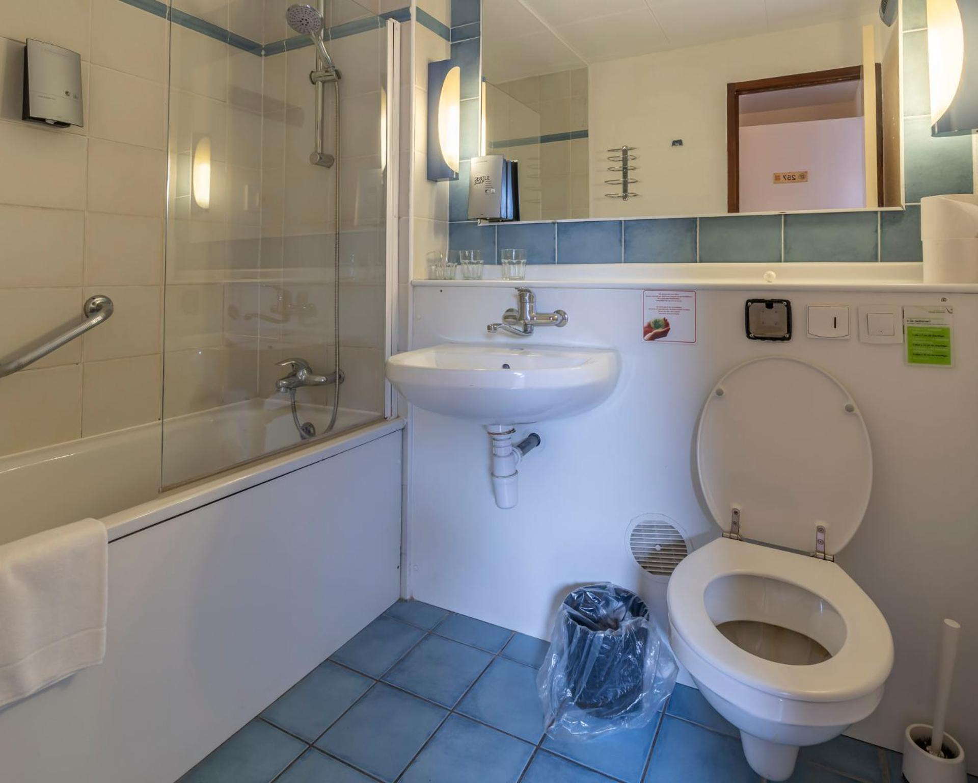 Sleep & Go Brugge Hotel Ngoại thất bức ảnh