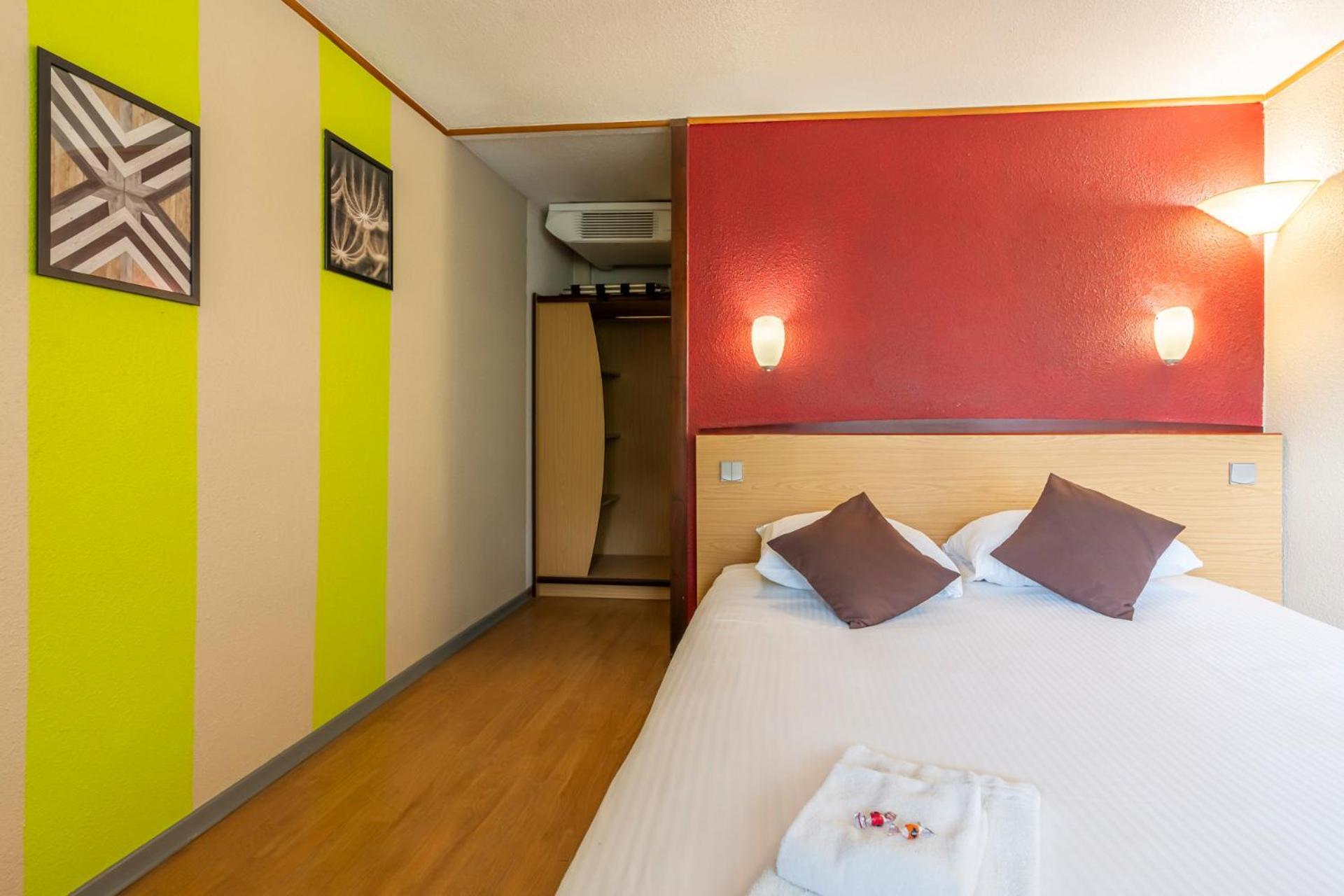 Sleep & Go Brugge Hotel Ngoại thất bức ảnh