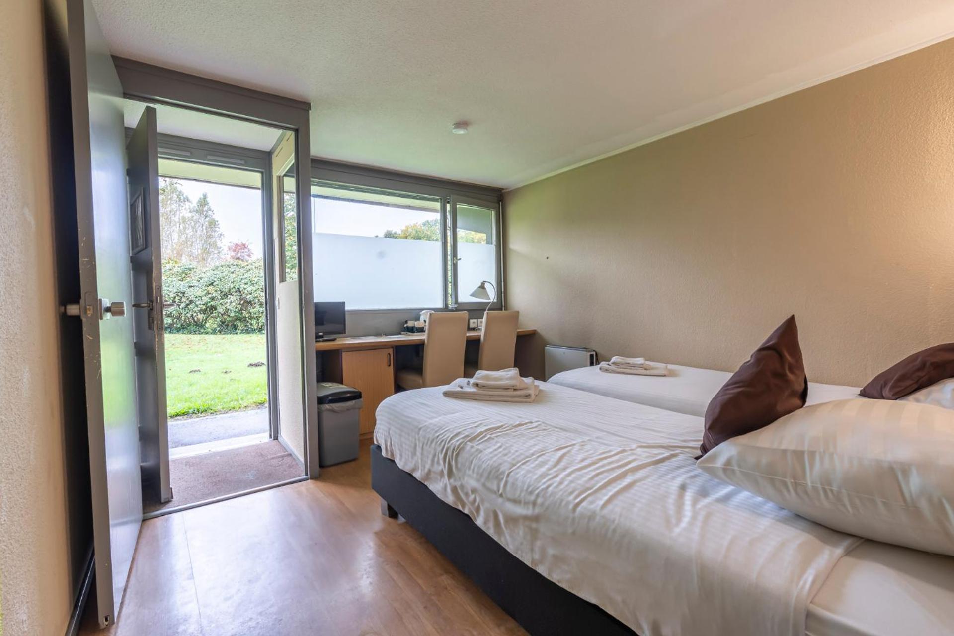 Sleep & Go Brugge Hotel Ngoại thất bức ảnh